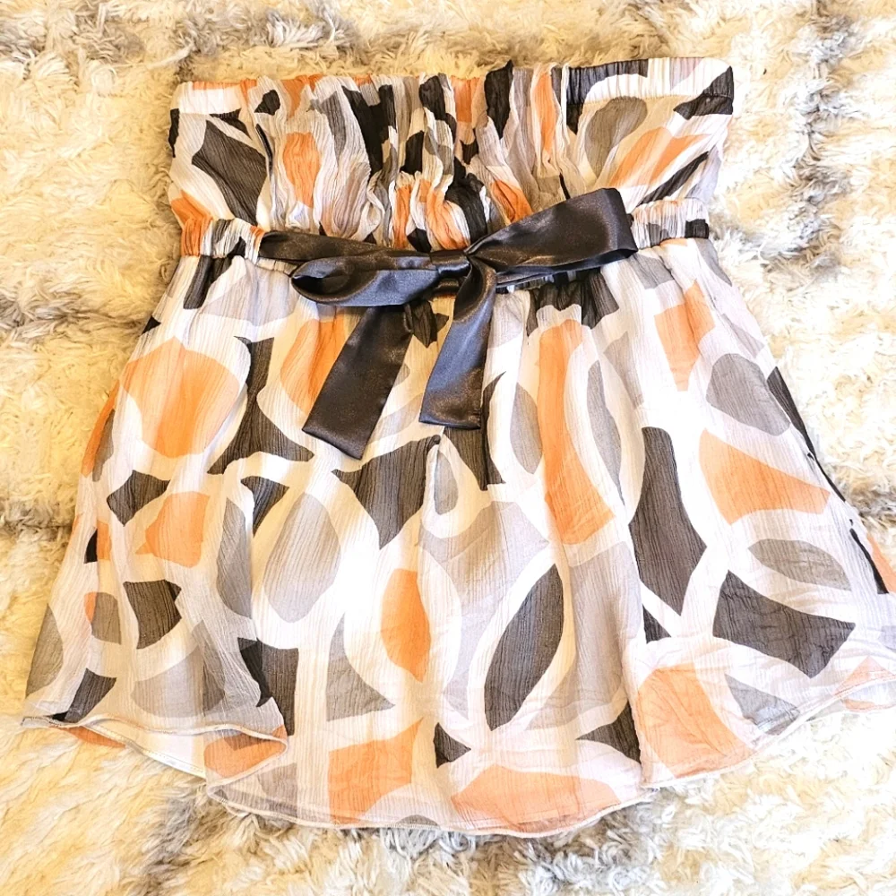 Women' The Limited Strapless Blouse - Picture 2 of 6